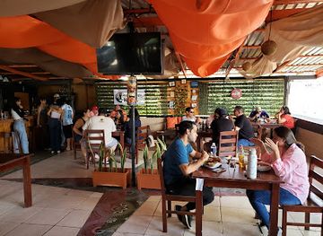 honduras/western-highlands/restaurant/habia-una-res