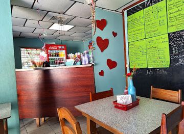 belize/dangriga/restaurant/in-out-fast-food-restaurant
