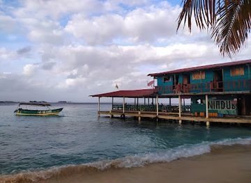 panama/guna-yala/restaurant/isla-niadub