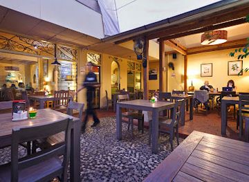 indonesia/yogyakarta/restaurant/mediterranea-restaurant-by-kamil