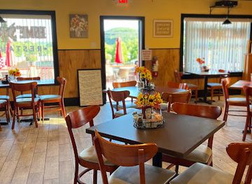 connecticut/long-island-sound/restaurant/esme-s-and-ruby-s-restaurant