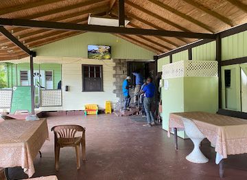 barbados/saint-thomas/restaurant/debbie-s-kitchen