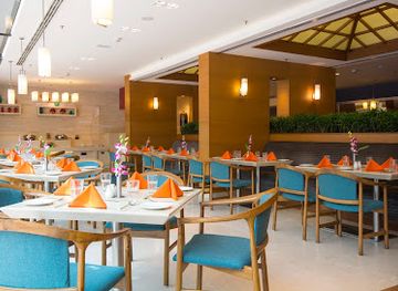 india/visakhapatnam/restaurant/cascades-restaurant