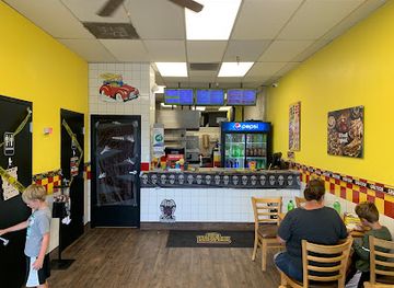 florida/crystal-river/restaurant/hungry-howie-s-pizza-subs