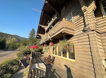 montana/glacier-national-park/restaurant/belton-grill-dining-room-tap-room