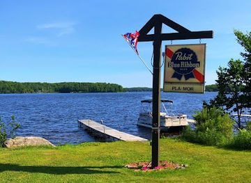 wisconsin/lake-superior-lowland/restaurant/pla-mor-bar-restaurant