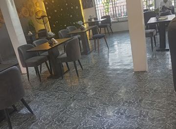 nigeria/uyo/restaurant/afro-hutt