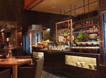 india/mumbai/restaurant/fifty-five-east