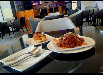 ethiopia/addis-ababa/kirkos/restaurant/flavor-addis-bar-and-restaurant