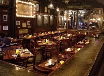 tennessee/nashville-music-row/restaurant/skull-s-rainbow-room