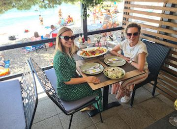 croatia/makarska/restaurant/nocturno