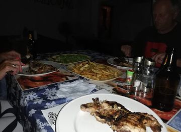 mozambique/ponta-do-ouro/restaurant/mama-alice-chicken