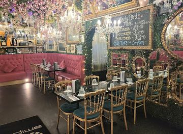 united-kingdom/belfast/queens-quarter/restaurant/ampm-restaurant