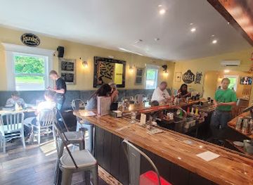 new-jersey/delaware-valley/restaurant/uncle-tanks-kitchen-and-bar