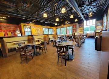 south-carolina/caesars-head-state-park/restaurant/zaxby-s-chicken-fingers-buffalo-wings