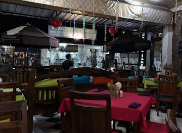 indonesia/bali/restaurant/garlic-lane-restaurant-and-bar