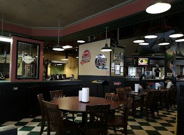 kansas/topeka/restaurant/black-dog-barbque-in-historic-harley-davidson-topeka