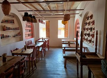 laos/khammouane-limestone-forest/restaurant/yuni-yupoun