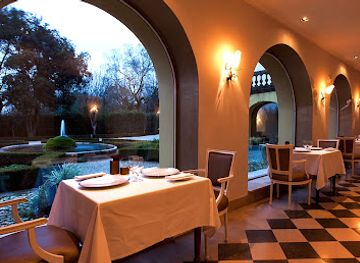 portugal/coimbra/restaurant/arcadas