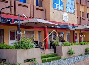 burkina-faso/centre-east/restaurant/l-art-rouge-restaurant-et-cave-a-vin