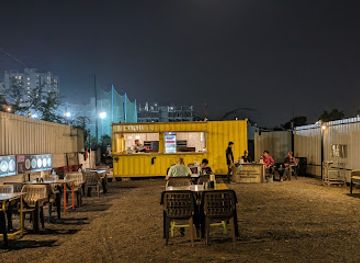 india/rajkot/restaurant/the-grand-raju-a-family-egg-restaurant