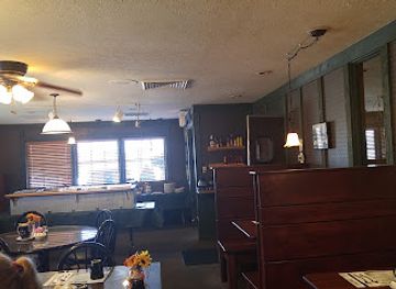 ohio/akron/restaurant/lukity-s-country-inn