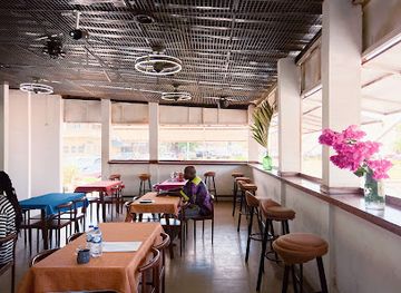 guinea-bissau/rio-geba/restaurant/bayana-bar-restaurant