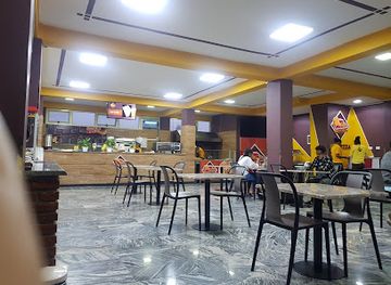 ethiopia/debre-libanos-monastery/restaurant/hot-pizza