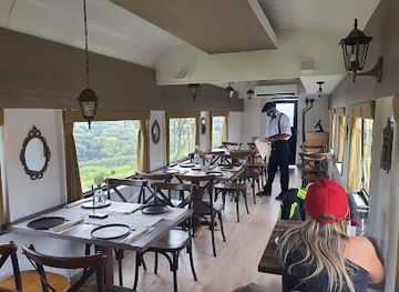 colombia/risaralda-department/restaurant/entre-vagones