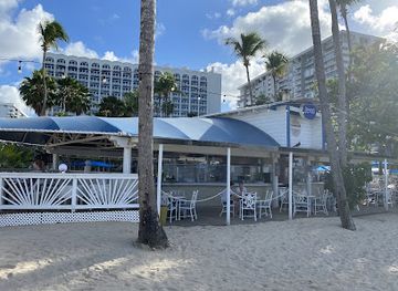 puerto-rico/carolina/isla-verde/restaurant/ocean-breeze