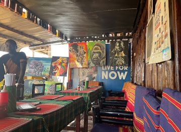 uganda/ssese-islands/restaurant/flamingoz-joint