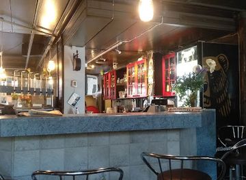 finland/lake-saimaa/restaurant/luhtikammari