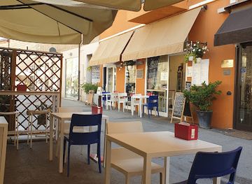 italy/ravenna/restaurant/fish-market-pescheria-gastronomia-bottega-con-cucina