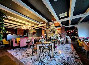 slovakia/horna-nitra/restaurant/red-horn-steakhouse