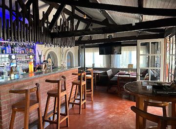 madagascar/antsirabe/restaurant/l-insolite