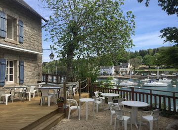 france/brittany-coast/restaurant/la-petite-auberge-de-kerdruc