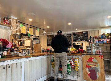 rhode-island/newport-cliff-walk/restaurant/marco-s-cafe