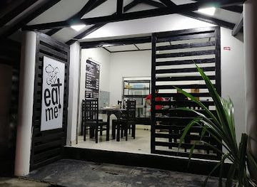 sri-lanka/ampara-district/restaurant/eat-me