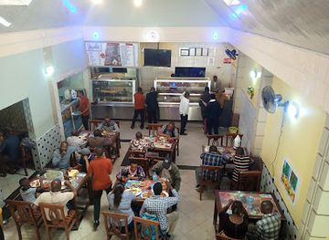 tanzania/arusha/restaurant/mwambao-restaurant