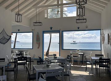 saint-kitts-and-nevis/south-frigate-bay-beach/restaurant/surf-resturant