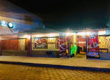 ecuador/otavalo/restaurant/kabu-resto-bar