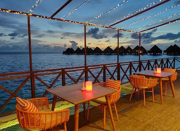 maldives/huvadhoo-atoll/restaurant/vistas