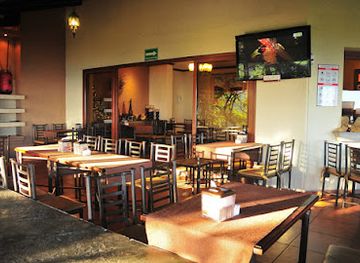 Las Brumas Grill & Cafe