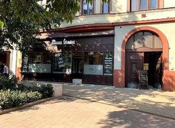 hungary/debrecen/restaurant/melange-etterem
