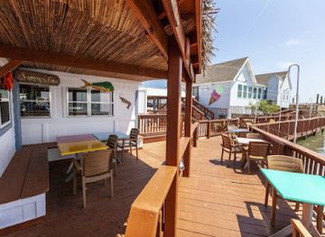 texas/gulf-coast/restaurant/snoopy-s-pier