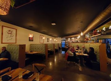 illinois/metro-east/restaurant/le-ono