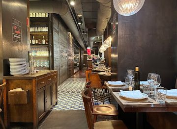 spain/barcelona/poble-sec/restaurant/restaurant-can-lampazas