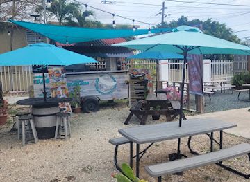 puerto-rico/manati/restaurant/la-muy-salchicha