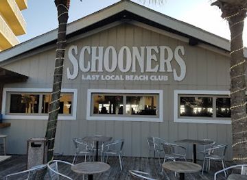 florida/panama-city-beach/restaurant/schooners
