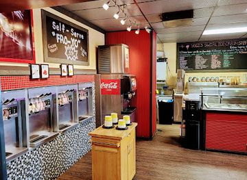 montana/yellowstone-national-park/restaurant/yogi-s-waffles-grill